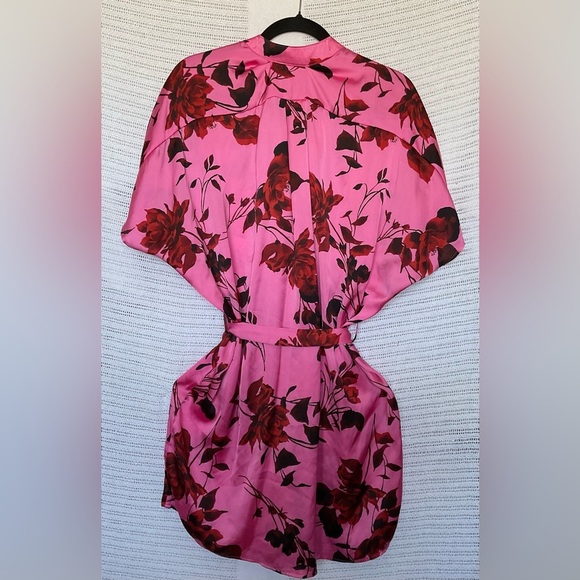 Vici Pink Mini Dress with Flared Sleeves and Tie Waist - Picture 2 of 6